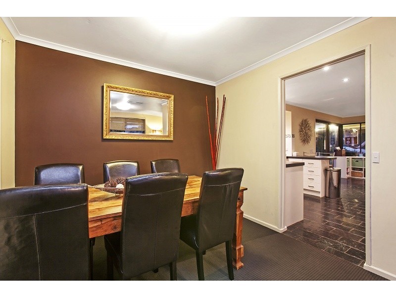 21 Doulton Drive, Trott Park SA 5158