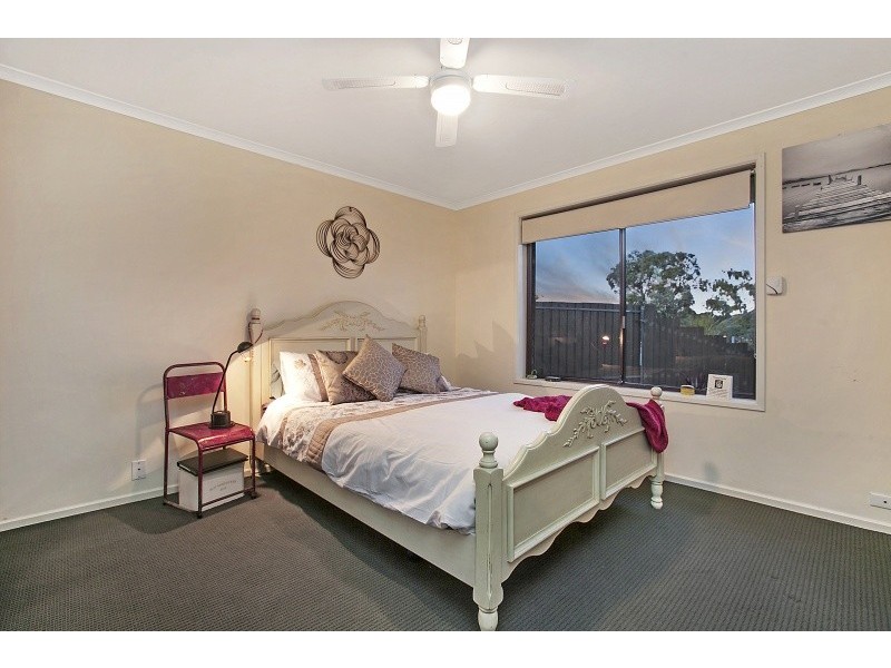 21 Doulton Drive, Trott Park SA 5158