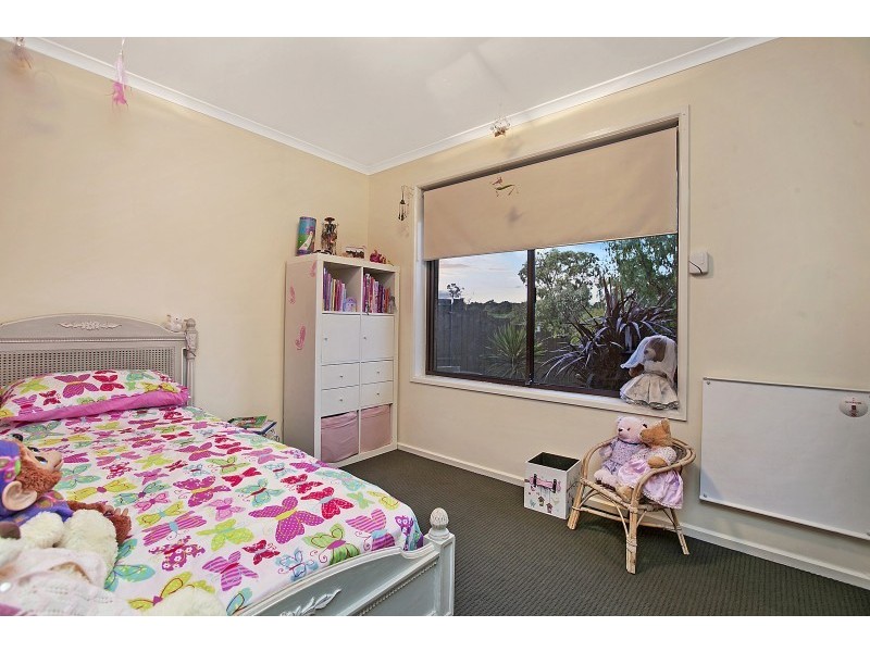 21 Doulton Drive, Trott Park SA 5158
