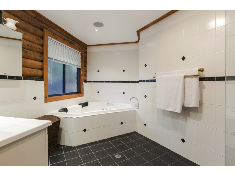 13 Annette Way, Coromandel Valley SA 5051