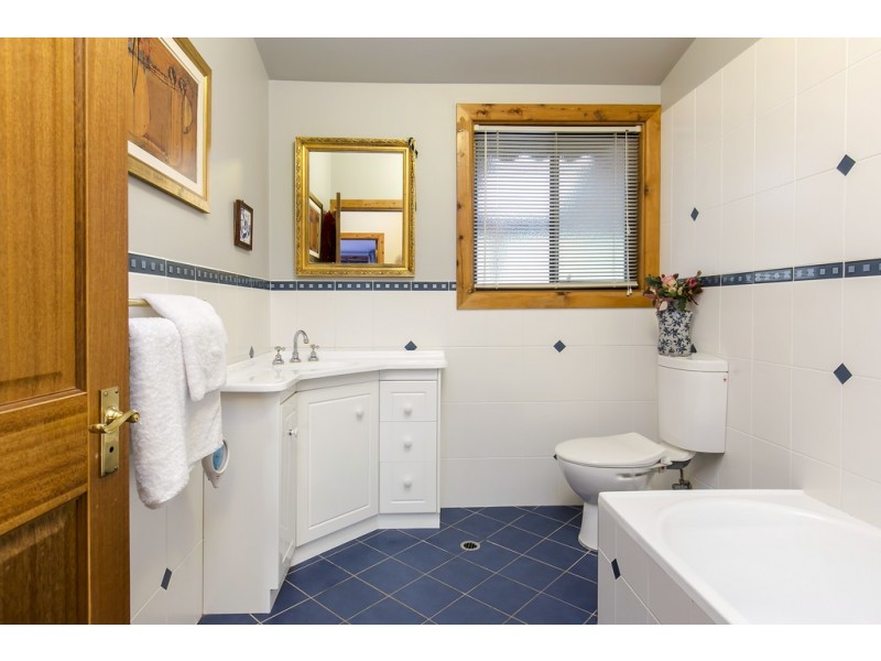 13 Annette Way, Coromandel Valley SA 5051