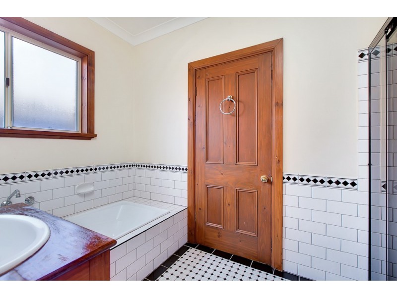 7 Pitcairn Court, Seaford Rise SA 5169