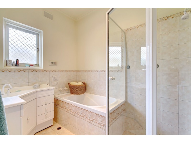 125 Dunrobin Road, Warradale SA 5046