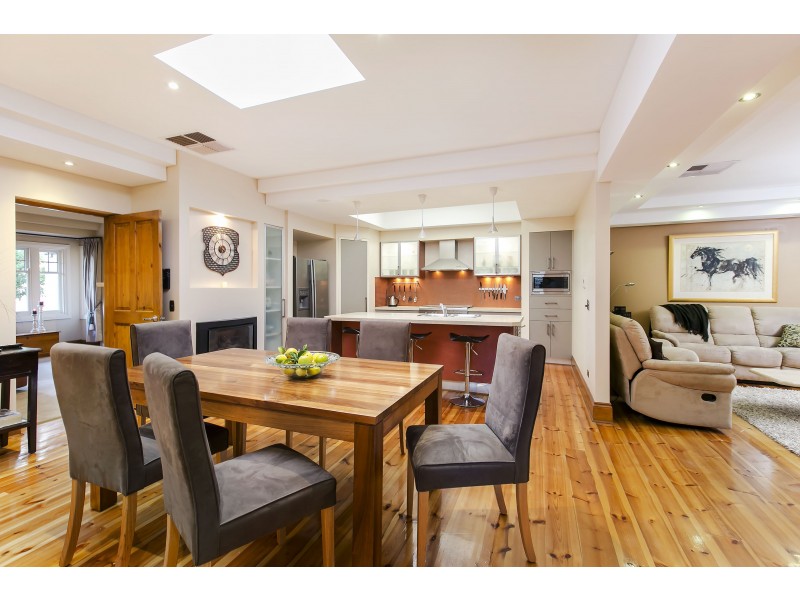 28 The Crescent, Brighton SA 5048