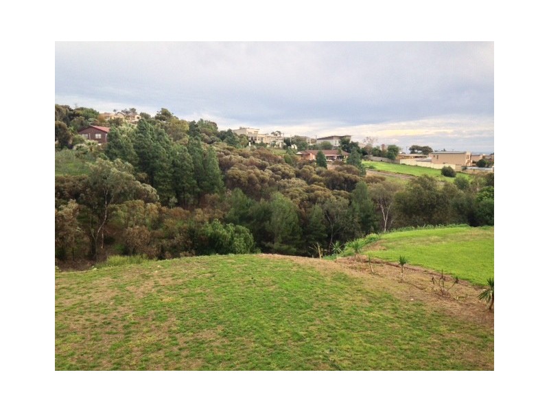 11 Spinks Road, Marino SA 5049