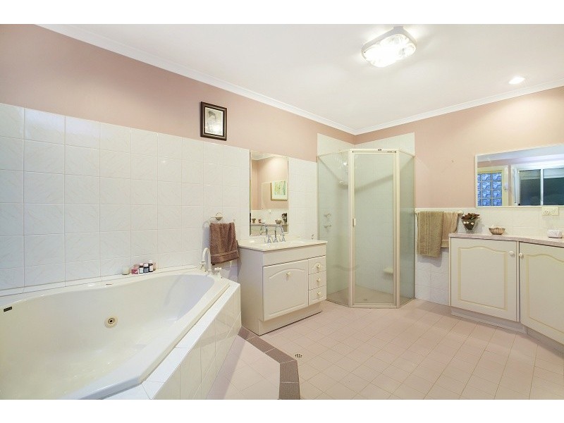 2a Robertson Place, Marino SA 5049