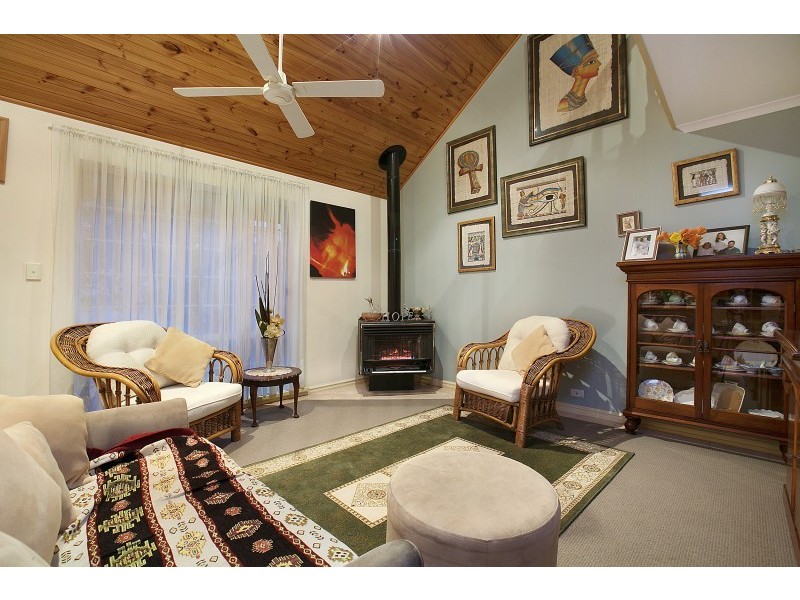 2a Robertson Place, Marino SA 5049