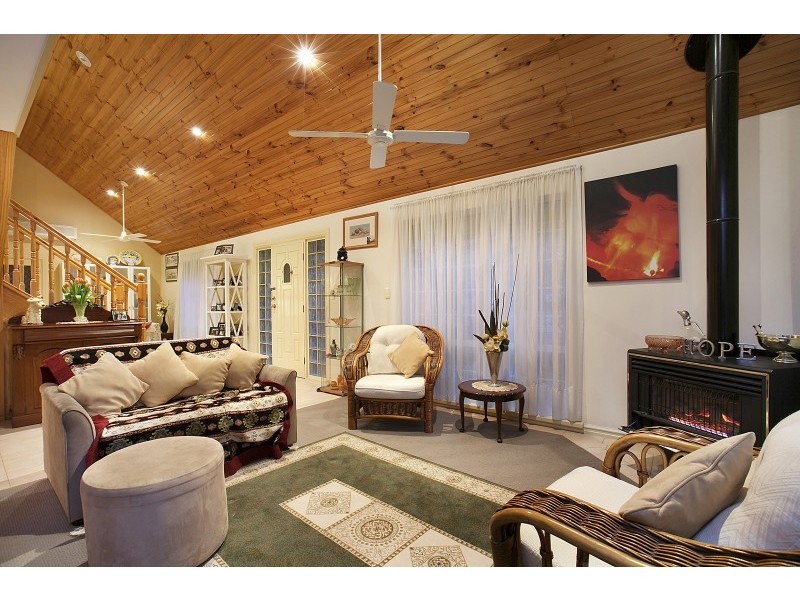 2a Robertson Place, Marino SA 5049