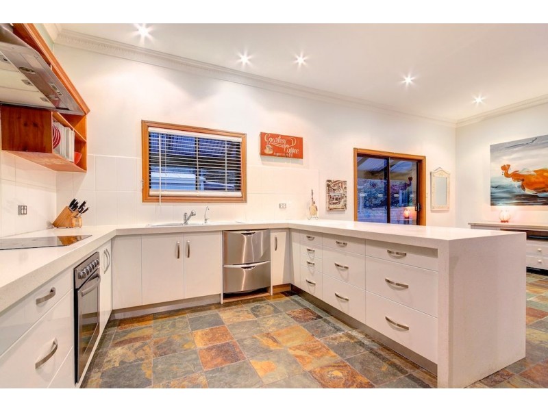 17 Junction Road, Littlehampton SA 5250