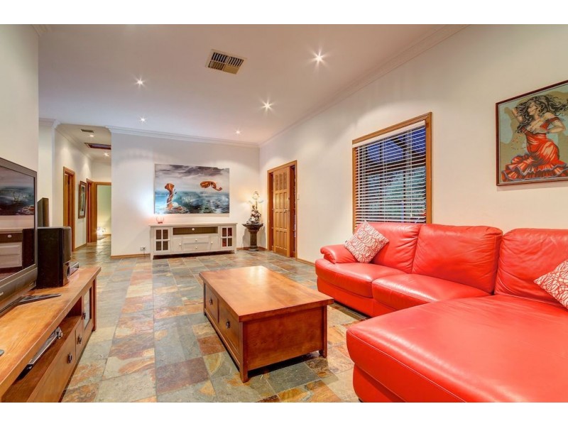 17 Junction Road, Littlehampton SA 5250
