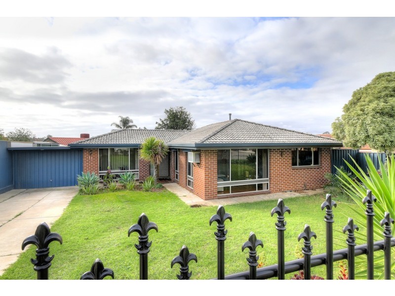 11 Sherfield Road, Morphett Vale SA 5162