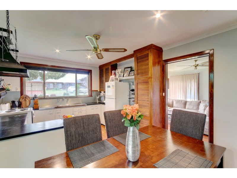 11 Sherfield Road, Morphett Vale SA 5162