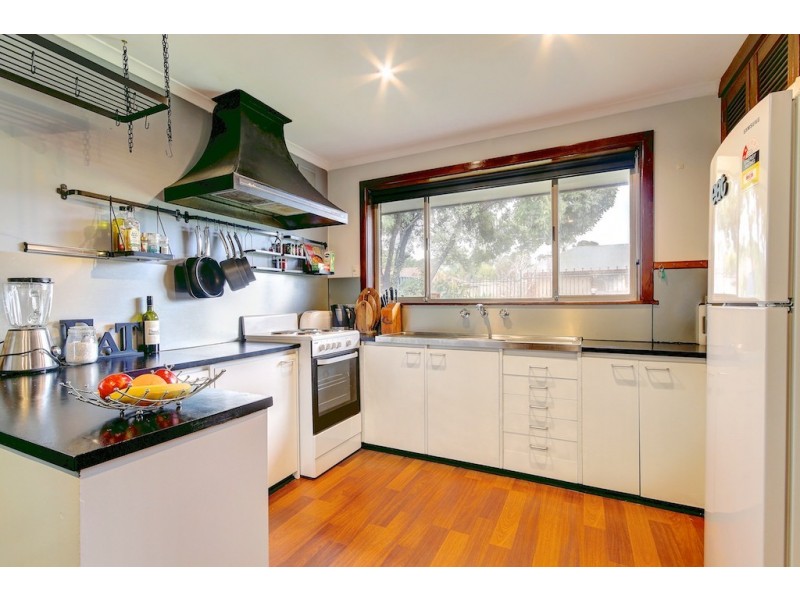 11 Sherfield Road, Morphett Vale SA 5162