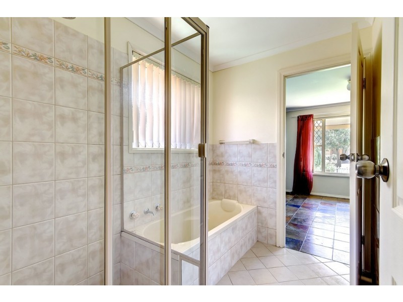 16a Sandery Avenue, Seacombe Gardens SA 5047