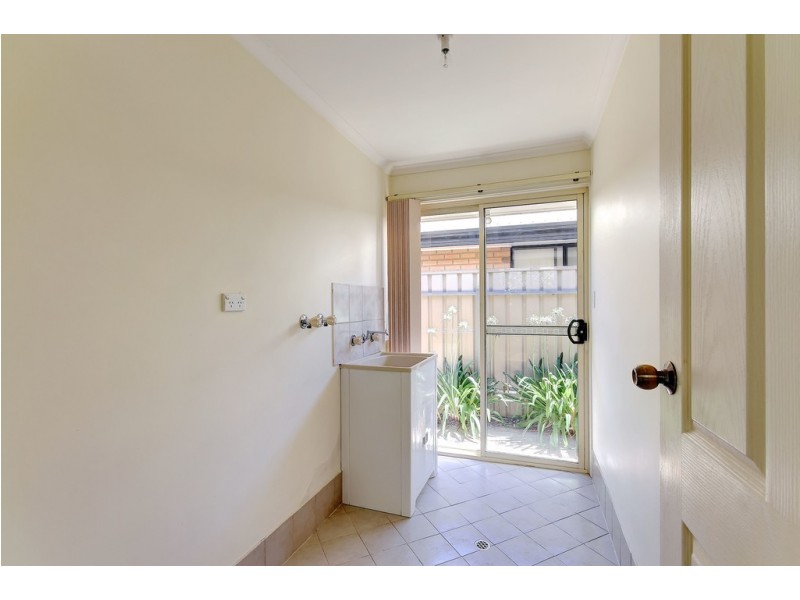 16a Sandery Avenue, Seacombe Gardens SA 5047