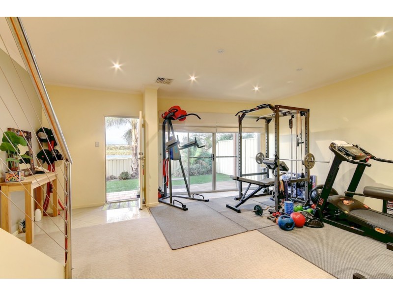 1 Britain Drive, Port Noarlunga South SA 5167