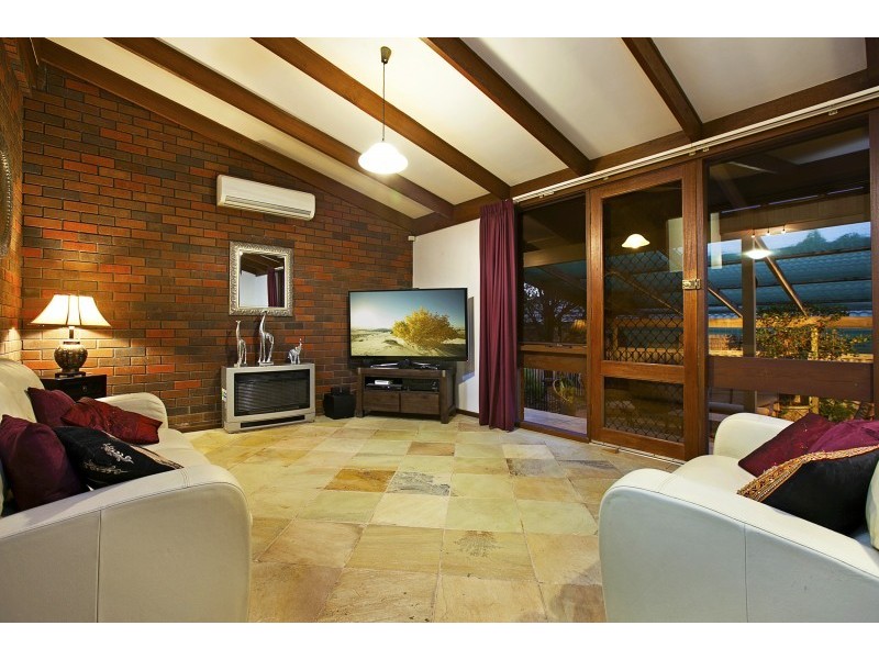 34 Yeelanna Avenue, Seaview Downs SA 5049