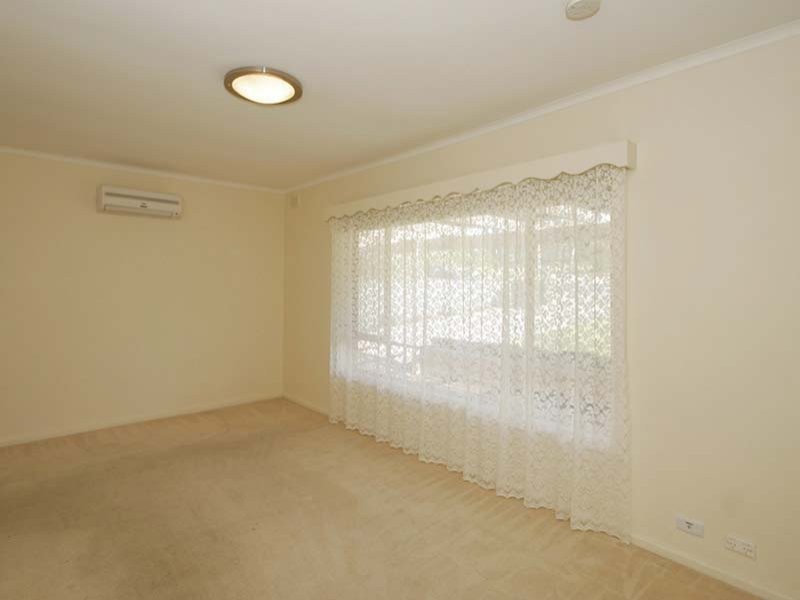 12 Madeira Road, Morphett Vale SA 5162