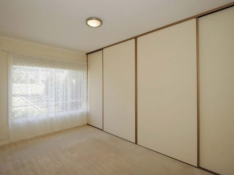 12 Madeira Road, Morphett Vale SA 5162
