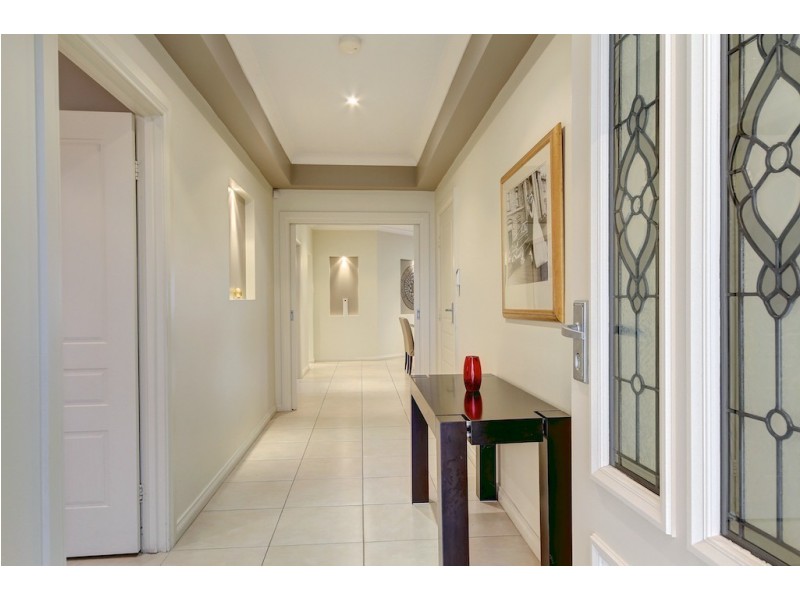 47 Freebairn Drive, Hallett Cove SA 5158