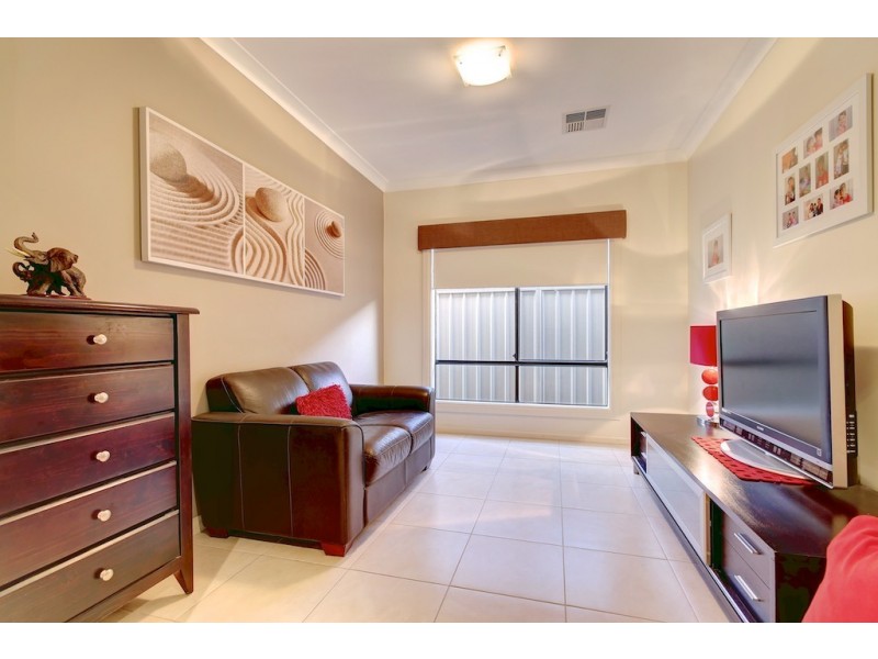 47 Freebairn Drive, Hallett Cove SA 5158