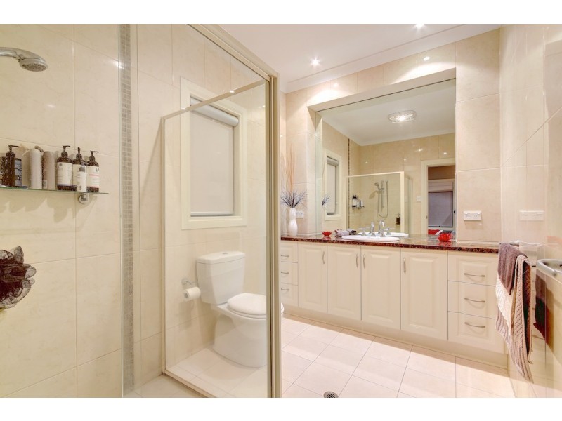 47 Freebairn Drive, Hallett Cove SA 5158