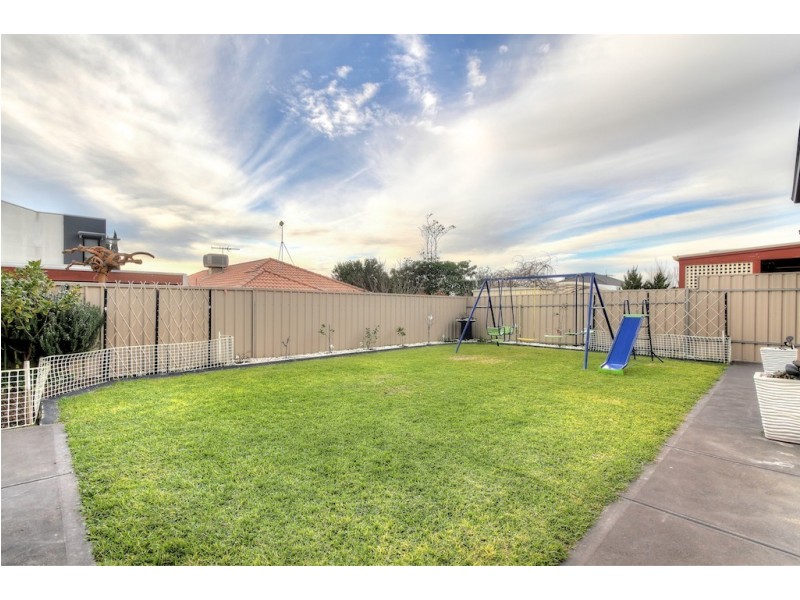 47 Freebairn Drive, Hallett Cove SA 5158