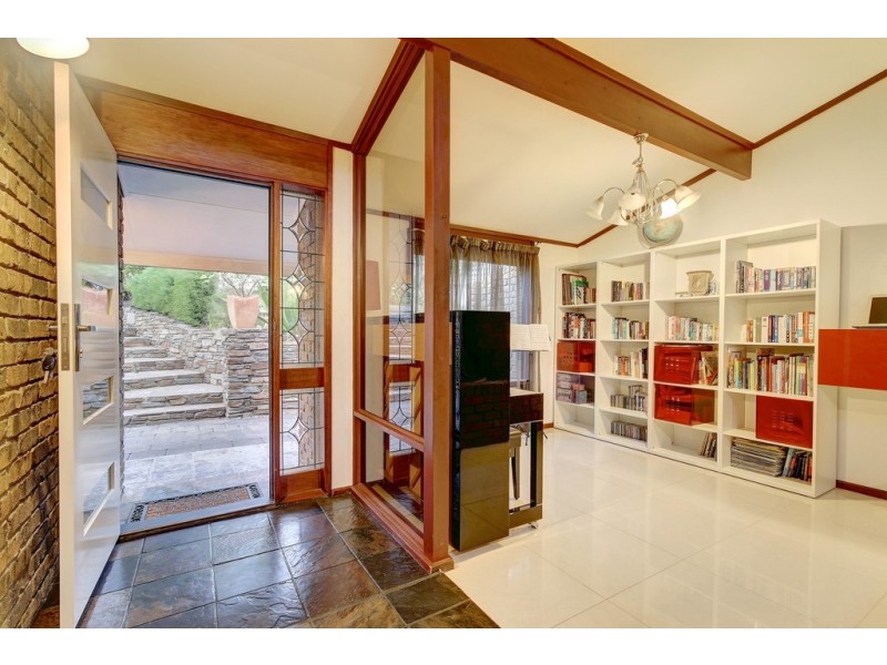 13 Saint Vincents Avenue, Hallett Cove SA 5158