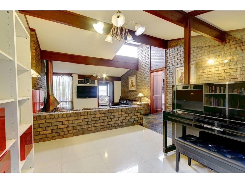 13 Saint Vincents Avenue, Hallett Cove SA 5158