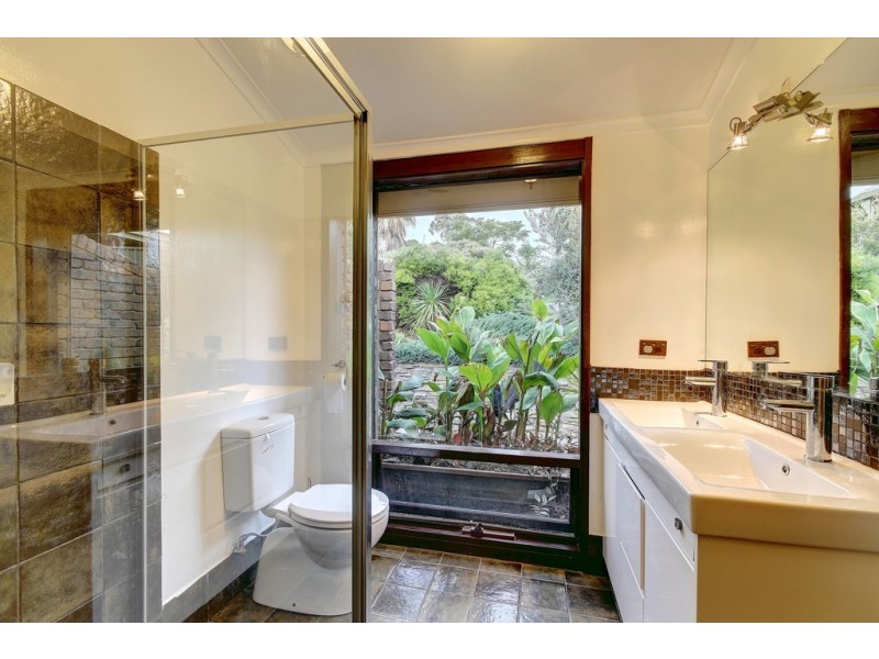 13 Saint Vincents Avenue, Hallett Cove SA 5158