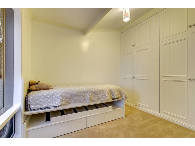 13 Saint Vincents Avenue, Hallett Cove SA 5158