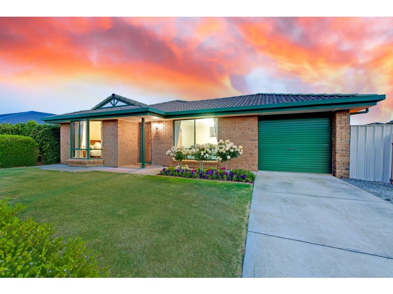 73 Investigator Drive, Woodcroft SA 5162