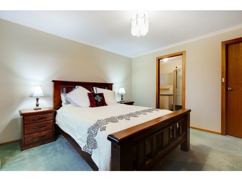 73 Investigator Drive, Woodcroft SA 5162