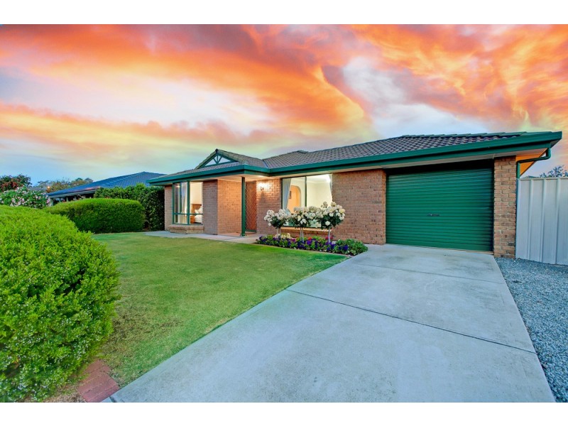 73 Investigator Drive, Woodcroft SA 5162