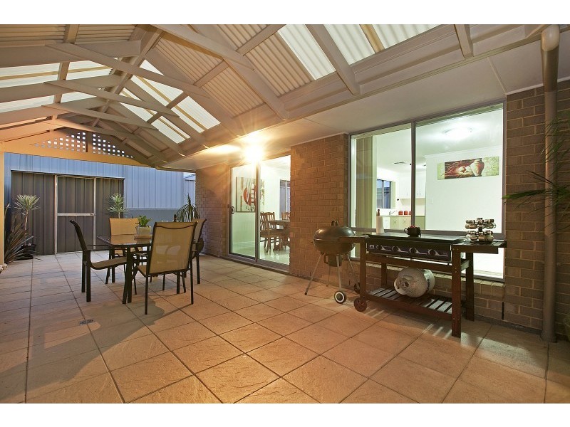 9 Eucalyptus Avenue, Noarlunga Centre SA 5168
