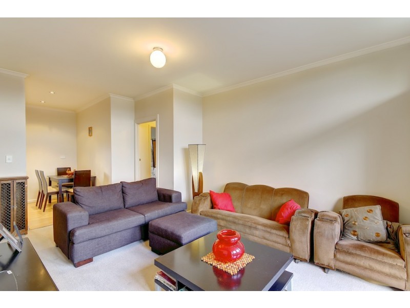 11/4 Bristol Place, Glenelg South SA 5045