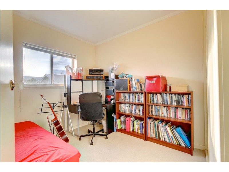11/4 Bristol Place, Glenelg South SA 5045