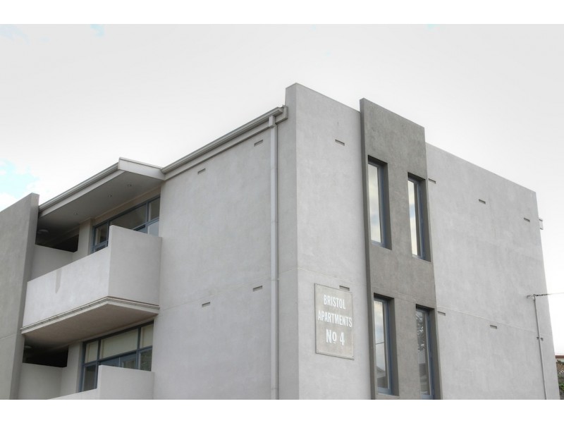 11/4 Bristol Place, Glenelg South SA 5045