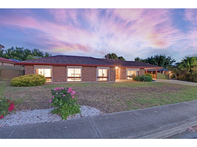 5 Klippel Avenue, Trott Park SA 5158