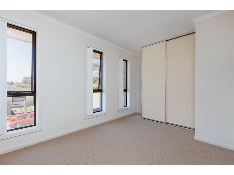 1 The Glenn, Morphett Vale SA 5162