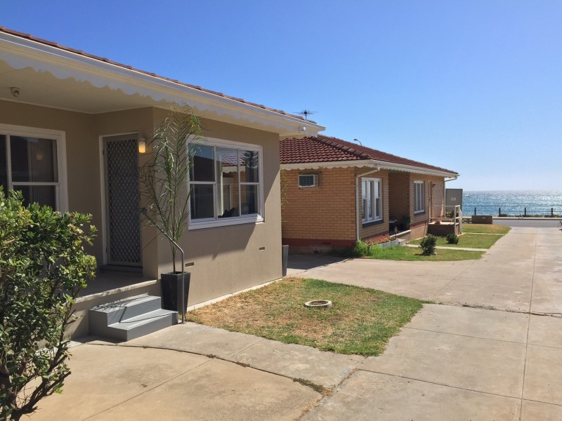 3, 39 Esplanade, Christies Beach SA 5165