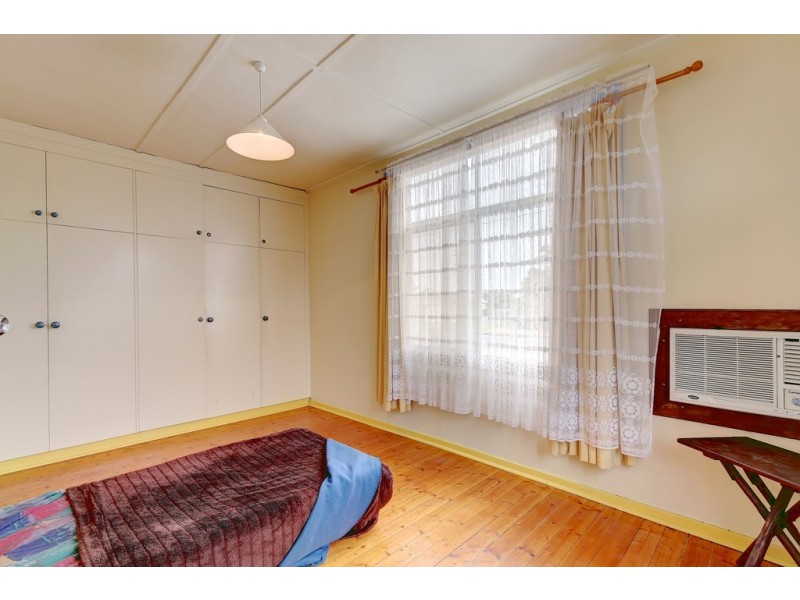 5 Clacton Road, Dover Gardens SA 5048