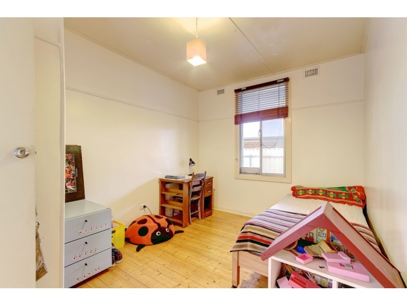 5 Clacton Road, Dover Gardens SA 5048