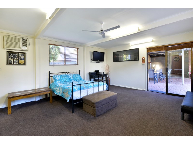 11 Bluegum Road, Morphett Vale SA 5162