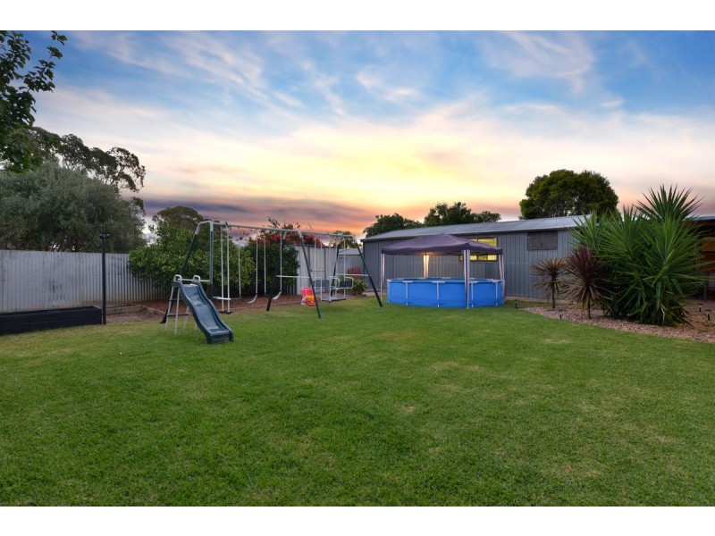 11 Bluegum Road, Morphett Vale SA 5162