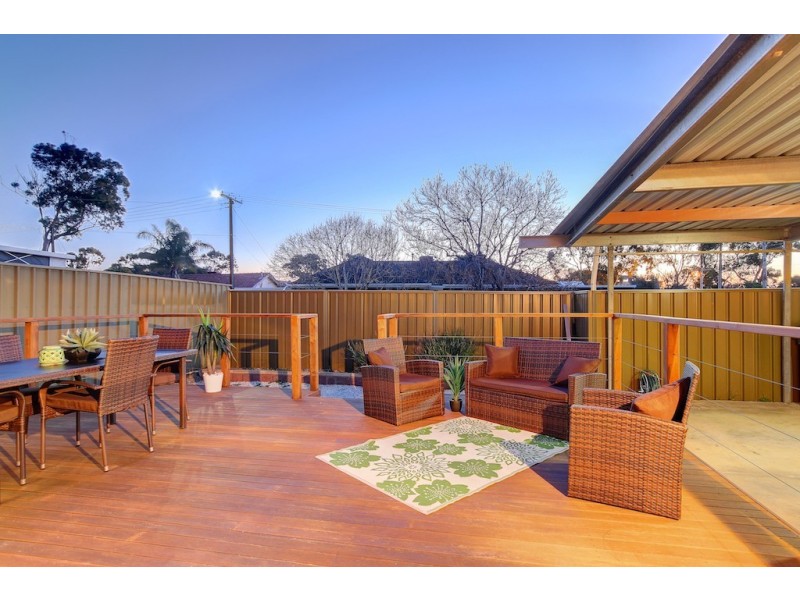 9 Garema Drive, Morphett Vale SA 5162