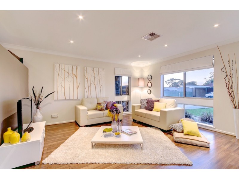 9 Garema Drive, Morphett Vale SA 5162