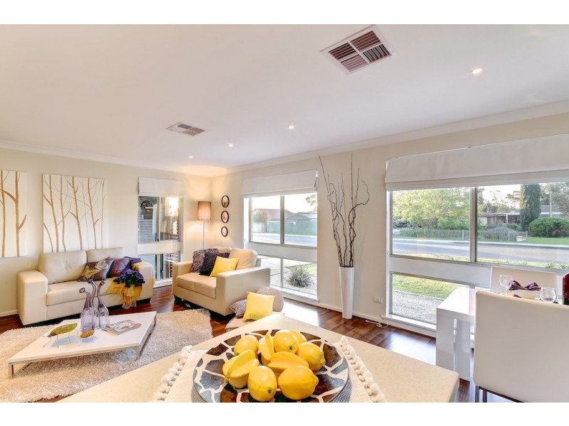 9 Garema Drive, Morphett Vale SA 5162