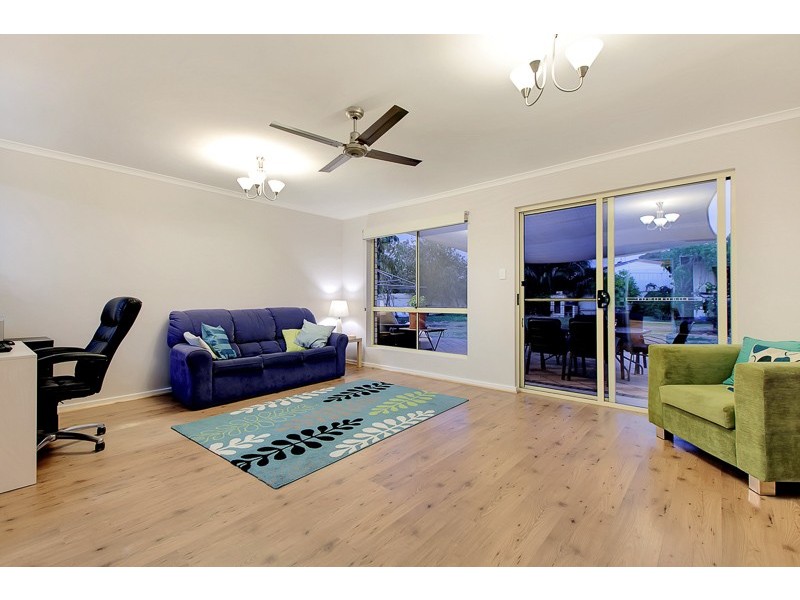 12 England Avenue, Port Noarlunga SA 5167