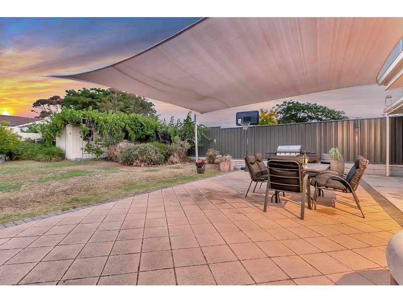 12 England Avenue, Port Noarlunga SA 5167